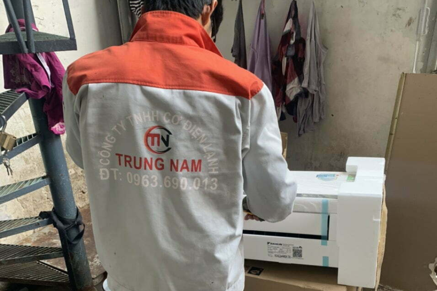 Tháo lắp máy lạnh Huyện Hóc Môn giá rẻ - Điện lạnh Trung Nam